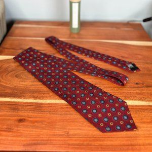 Vintage Hugo Boss Tie Deep Red Classic Floral Pattern - Silk Blend Made in Italy